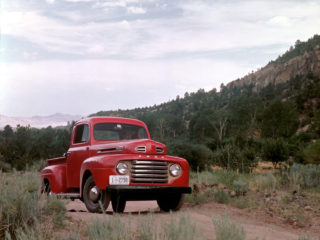 100 de ani de pick-up-uri Ford