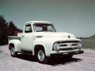 100 de ani de pick-up-uri Ford