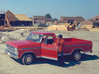100 de ani de pick-up-uri Ford
