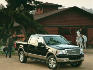 100 de ani de pick-up-uri Ford