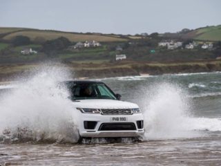 Range Rover Sport P400e